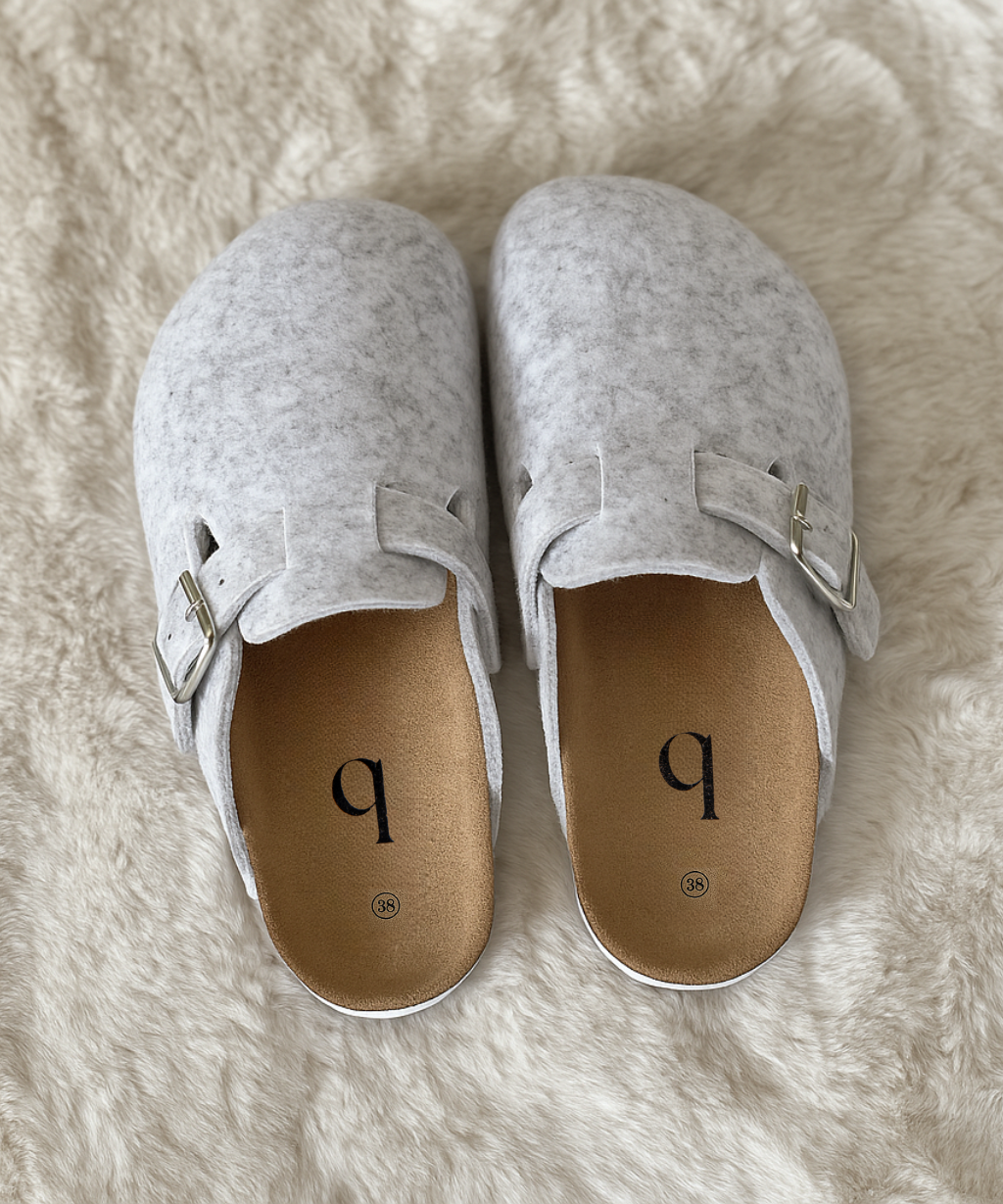 Premium Felt Clog Slippers by Qomfort